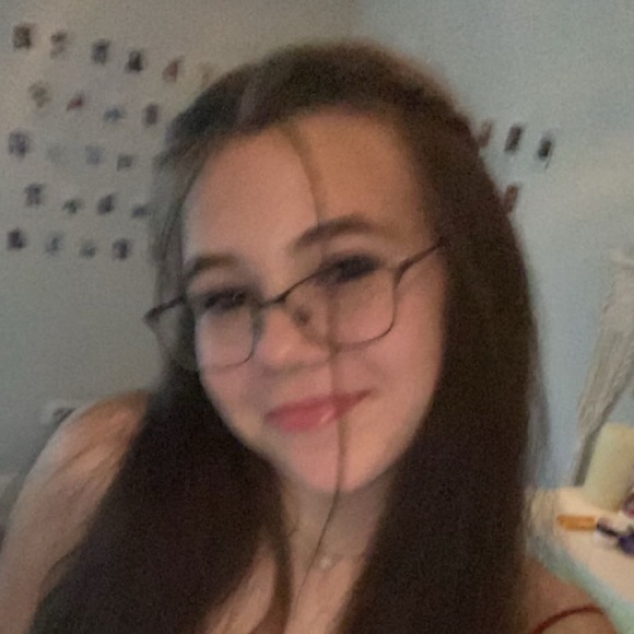 Meet your Posher, Zoe - Picture 1 of 1